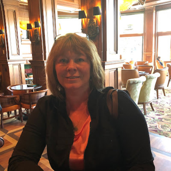 Meet your Posher, Monica - Picture 1 of 1